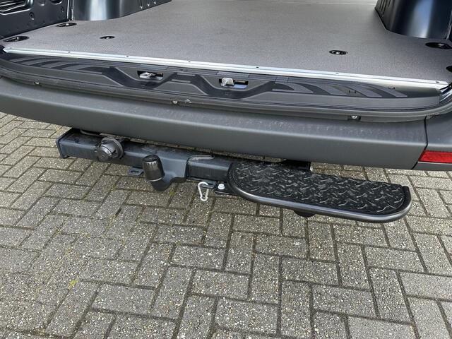 Mercedes-Benz SPRINTER 317 CDI Airco Navigatie Camera 2800kg Trekhaak