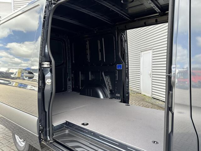 Mercedes-Benz SPRINTER 317 CDI Airco Navigatie Camera 2800kg Trekhaak