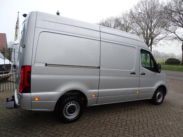 Mercedes-Benz SPRINTER 319 1.9 CDI L2H2 VOL OPTIES 1e eig NWST