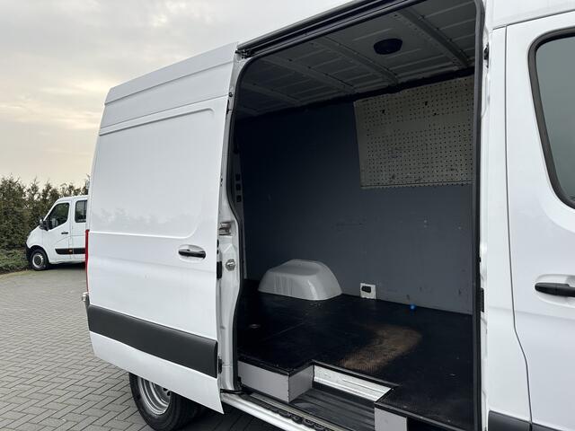 Mercedes-Benz SPRINTER 516 CDI 164 PK AUTOMAAT / L2H2 / 3.500 KG AHG / DUBBEL LUCHT