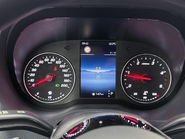 Mercedes-Benz SPRINTER 317 L3H2 PRO Nieuw Direct Leverbaar LED 3500 KG Trekgewicht Navigatie Achteruitrijcamera