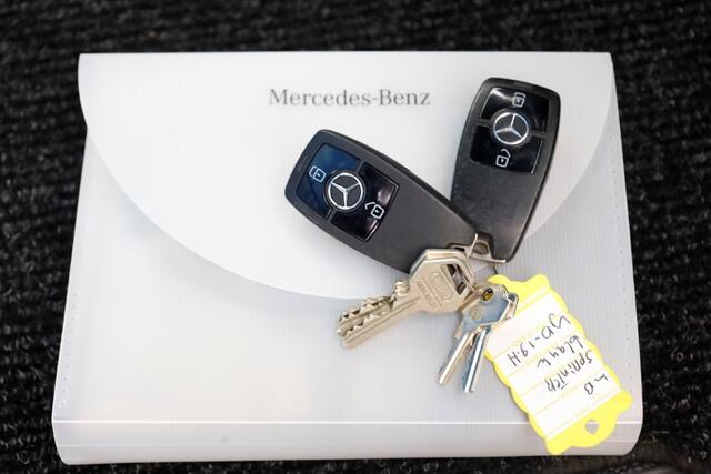 Mercedes-Benz SPRINTER 311 CDI 7G Automaat RWD Bakwagen met achterdeuren Airco 01-2021