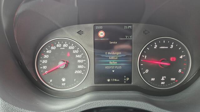 Mercedes-Benz SPRINTER Rolstoelbus voorinstap 2025