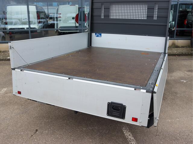 Mercedes-Benz SPRINTER 317 CDI L2 Pro D.C. | AIRCO/CARPLAY/CAMERA/3.500KG AHW | Certified