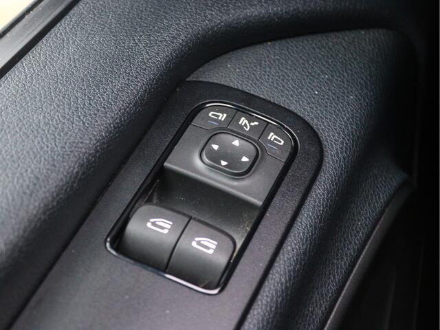 Mercedes-Benz SPRINTER 317 CDI L2 Pro D.C. | AIRCO/CARPLAY/CAMERA/3.500KG AHW | Certified