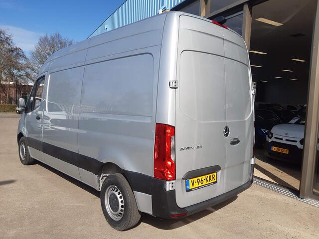 Mercedes-Benz SPRINTER L2H2 103 Kw/ 140Pk Autm. Airco Achteruitrijcamera Parkeersensors