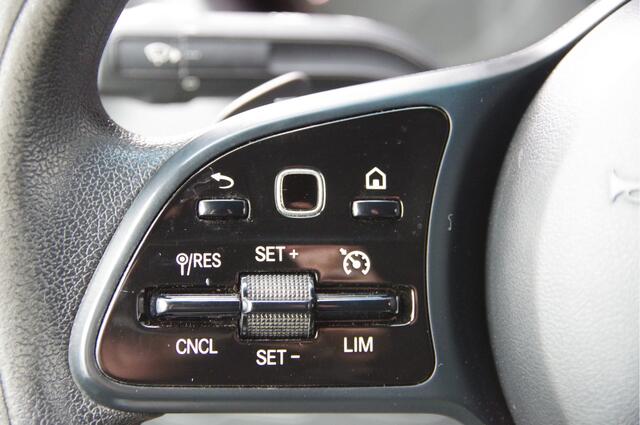 Mercedes-Benz SPRINTER 316 2.2 CDI L2H1 AUT. 2X SCHUIFDEUR, STANDKACHEL, CRUISE, CAMERA, STOELVERWARMING, CLIMA