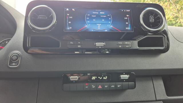 Mercedes-Benz SPRINTER TE KOOP NIEUWE : 9-persoons rolstoelbus