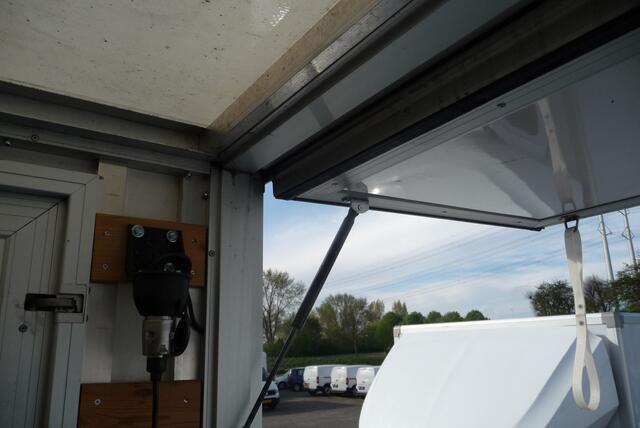 Mercedes-Benz SPRINTER 515 CDI autm bak + klep , trekhaak