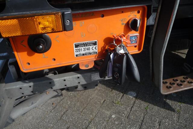 Mercedes-Benz SPRINTER 515 CDI autm bak + klep , trekhaak