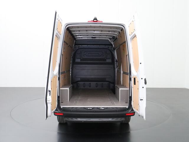 Mercedes-Benz SPRINTER 317CDI 9G-Tronic Automaat L2H2 | Fabrieksgarantie | Navigatie | Camera | 3-Persoons | Airco | Cruise