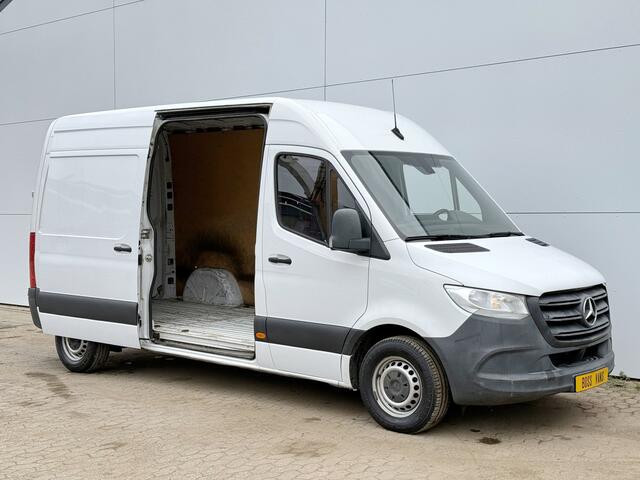 Mercedes-Benz SPRINTER 311 CDI L2H2 AC Cruise Control Climate Control Euro 6