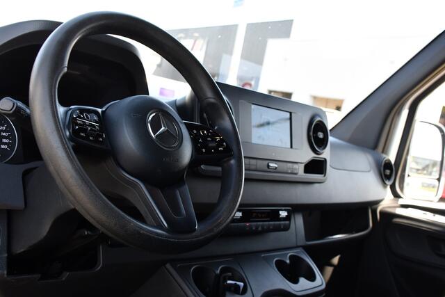 Mercedes-Benz SPRINTER V6 319 3.0 CDI L2H2 PB Edition Camera, Cruise, Carplay, Stoelverwarming, Multimedia, LED, Automaat, Standkache, UNIEK!