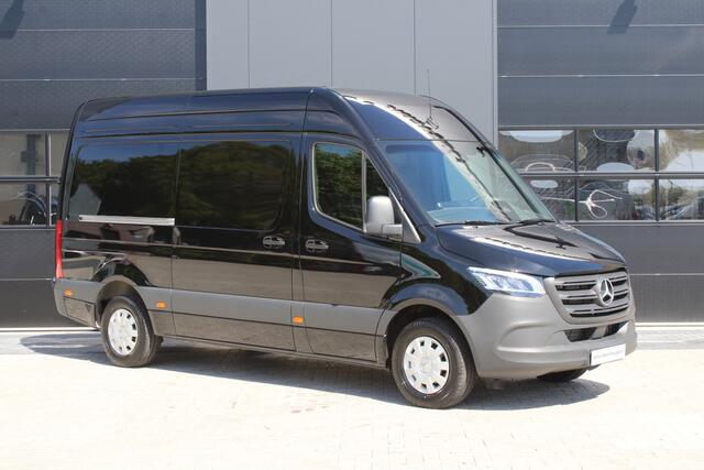 Mercedes-Benz SPRINTER 317CDI L2H2 Pro - 2x Schuifdeur - LED - Mbux 10 - 3.5t Trekhaak - Betimmering - Camera - Carplay - Bind spot - Cruise - Smartphone integratie - Rijklaar