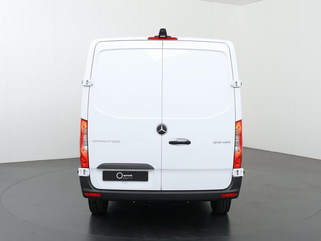 Mercedes-Benz SPRINTER 315 CDI L2H1 PRO Automaat | Achteruitrijcamera | 3-zits | Climate Control | Dodehoekassistent | Intelligente Binnenspiegel |