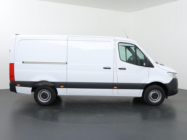Mercedes-Benz SPRINTER 315 CDI L2H1 PRO Automaat | Achteruitrijcamera | 3-zits | Climate Control | Dodehoekassistent | Intelligente Binnenspiegel |