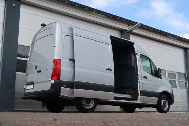 Mercedes-Benz SPRINTER 317 1.9 CDI L2H2 AUT/ CAMERA/ LED/ CRUISE/ CLIMA/ MBUX