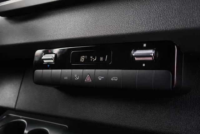 Mercedes-Benz SPRINTER 317 1.9 CDI L2H2 AUT/ CAMERA/ LED/ CRUISE/ CLIMA/ MBUX
