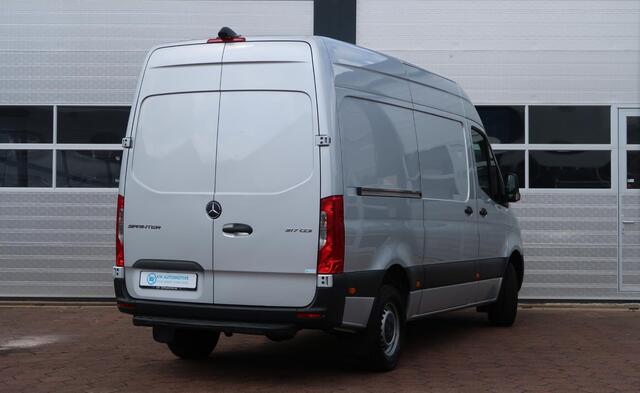 Mercedes-Benz SPRINTER 317 1.9 CDI L2H2 AUT/ CAMERA/ LED/ CRUISE/ CLIMA/ MBUX