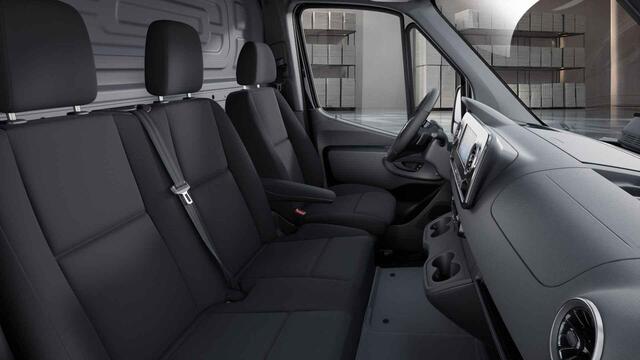 Mercedes-Benz SPRINTER 315 CDI L2 RWD Pro