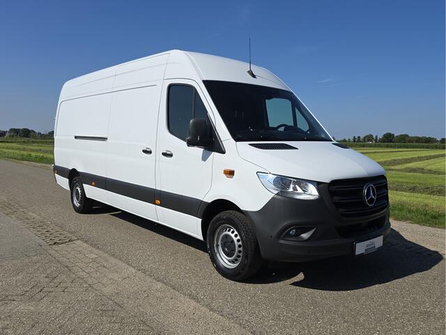 Mercedes-Benz SPRINTER 315 1.9 CDI L3 H2 RWD - 150 Pk - Euro 6 - Navi - MBUX - ParkeerCamera - StoelVerwarming