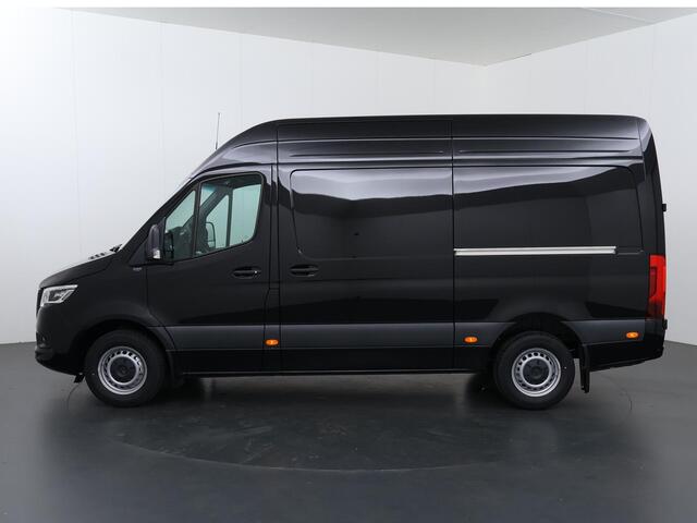 Mercedes-Benz SPRINTER 319 CDI L2H2 SELECT | 3500 kg TREKKEN | 3-zits | Climate Control | Achteruitrijcamera | Airco | Cruise Control |