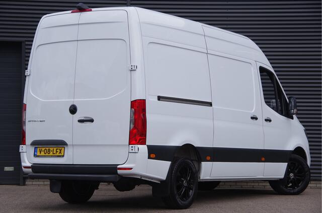 Mercedes-Benz SPRINTER 319 3.0 V6 3P, AUT. LED, TREKHAAK, CAMERA, CRUISE, LEDER STUUR, NAVI BY APPLE CARPLAY, STANDKACHEL