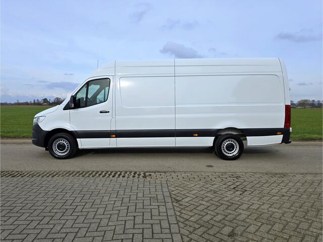 Mercedes-Benz SPRINTER 317 1.9 CDI L3 H2 RWD - 170 Pk - Euro 6 - AUTOMAAT - MBUX - ParkeerCamera