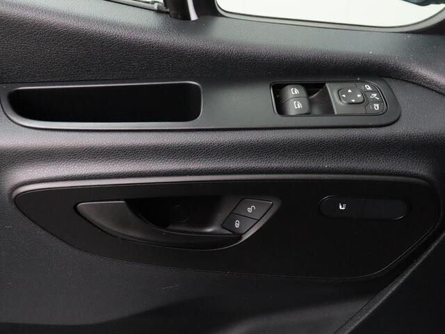 Mercedes-Benz SPRINTER 319CDI 3.0V6 7G-Tronic Automaat L2H2 | 3500Kg Trekhaak | Led | Navigatie | Camera | Airco | Cruise | Betimmering