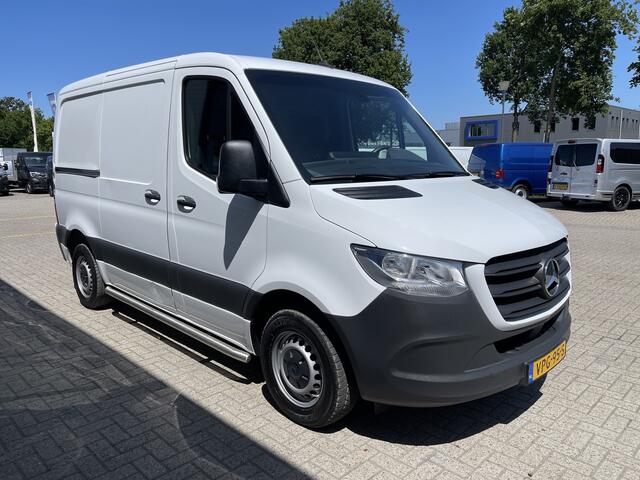 Mercedes-Benz SPRINTER 211 1.9 CDI L1H1 FWD / vaste prijs rijklaar ¤ 21.950 ex btw / lease vanaf ¤ 358 / airco / cruise control / trekhaak / euro 6 diesel / bpm vrij / bijrijdersbank !