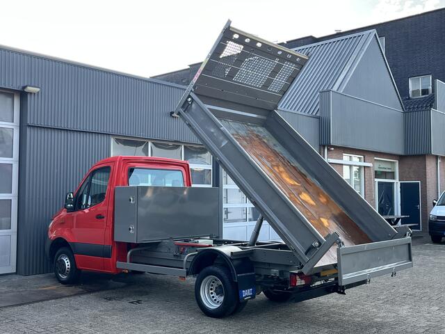 Mercedes-Benz SPRINTER 514 2.2 CDI Kipper Airco Trekhaak 3500kg trekgewicht Telefoonverbinding 3-Persoons Gereedschapskist Kieper Open laadbak Bpm vrij voor particulier gebruik!!