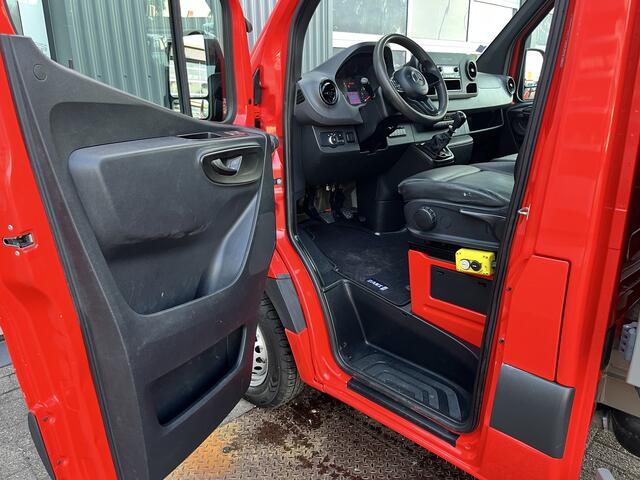 Mercedes-Benz SPRINTER 514 2.2 CDI Kipper Airco Trekhaak 3500kg trekgewicht Telefoonverbinding 3-Persoons Gereedschapskist Kieper Open laadbak Bpm vrij voor particulier gebruik!!