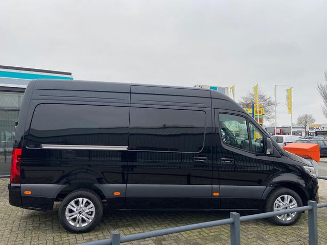Mercedes-Benz SPRINTER 319 CDI L2H2 2x Schuifdeur | Facelift | 3.5T Trekhaak | LED | Gev. stoel