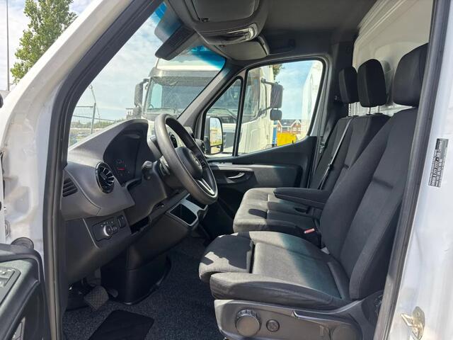 Mercedes-Benz SPRINTER 316CDI Bakwagen Automaat Airco Cruisecontrol Laadklep + Zijdeur EURO 6