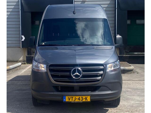 Mercedes-Benz SPRINTER 315 1.9 CDI L2H2 RWD