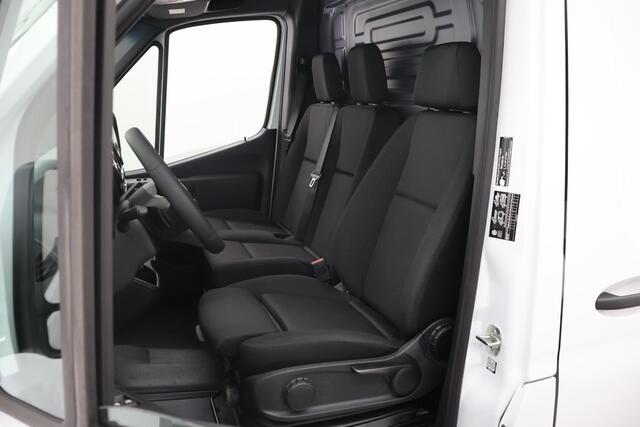 Mercedes-Benz SPRINTER 317 CDI GB L4 RWD PRO > STICKER <
