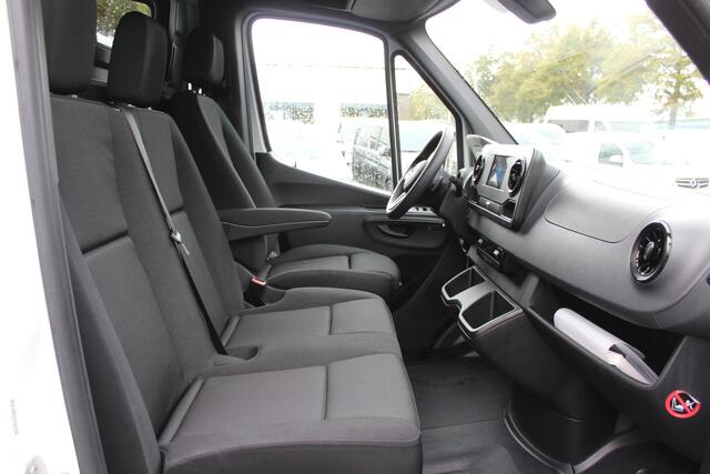 Mercedes-Benz SPRINTER 317 CDI L2H2 MBUX met navigatie en parkeerpakket en camera