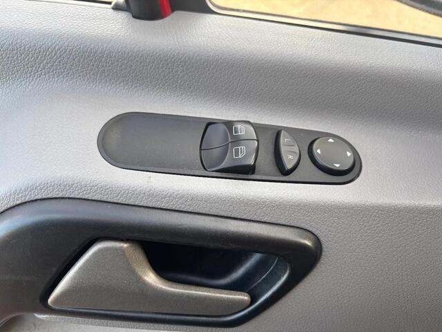 Mercedes-Benz SPRINTER 210CDI L2H2 270 Graden Deuren 161700KM