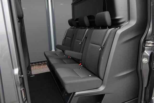 Mercedes-Benz SPRINTER L2H2 319Cdi 190Pk 9G-Tronic | Dubbel Cabine | 5-Persoons | RWD | 2xSchuifdeur | 360° Camera | Treeplanken | Selenietgrijs