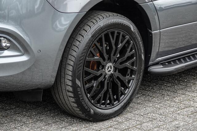 Mercedes-Benz SPRINTER L2H2 319Cdi 190Pk 9G-Tronic | Dubbel Cabine | 5-Persoons | RWD | 2xSchuifdeur | 360° Camera | Treeplanken | Selenietgrijs