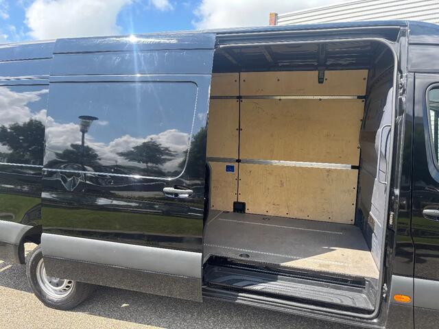 Mercedes-Benz SPRINTER 319CDI L3H2 Automaat Airco Cruisecontrol 3500KG Trekhaak Applecarplay EURO 6