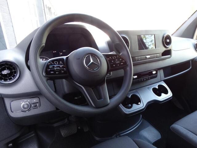 Mercedes-Benz SPRINTER 315 1.9 CDI L2H2 RWD AHW 3500 kg