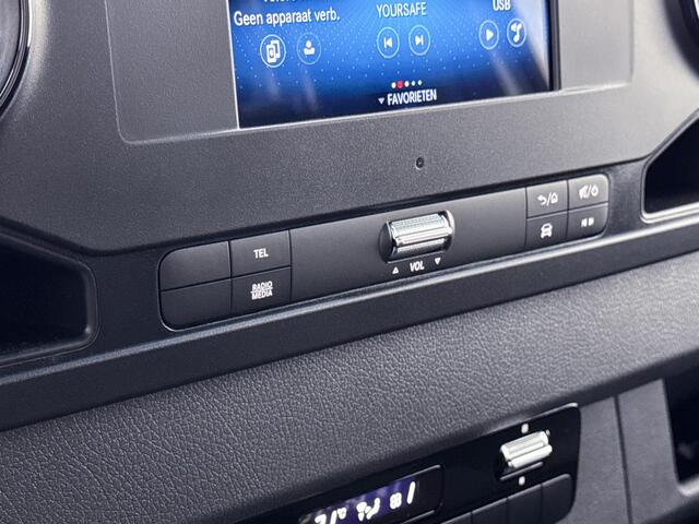 Mercedes-Benz SPRINTER 517 1.9 CDI L3 RWD Bakwagen Dhollandia Laadklep 1000KG zilvergijs Zijdeur Cruise control