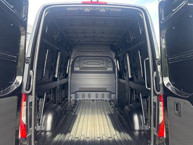 Mercedes-Benz SPRINTER 319CDI L2H2 Automaat Airco Led/Xenon Cruisecontrol 3500KG Trekhaak BPM VRIJ