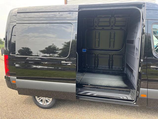 Mercedes-Benz SPRINTER 319CDI L2H2 Automaat Airco Led/Xenon Cruisecontrol 3500KG Trekhaak BPM VRIJ