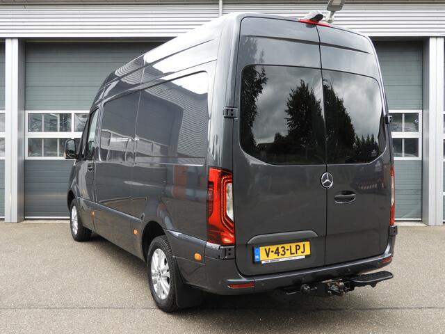 Mercedes-Benz SPRINTER 319 3.0 CDI L2H2 AUT V6 LED | LUCHTVERING | 360° | 3.5t TREKHAAK