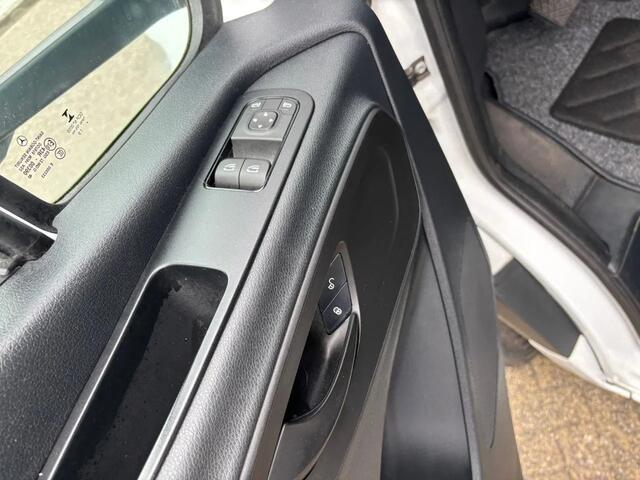 Mercedes-Benz SPRINTER 516CDI Bakwagen Automaat Airco Cruisecontrol Laadklep