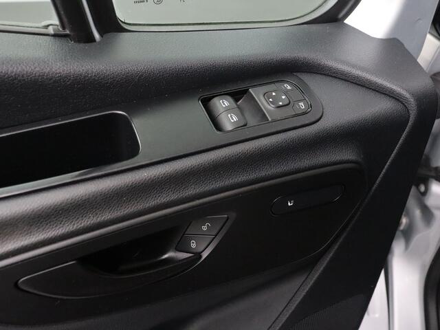 Mercedes-Benz SPRINTER L1H1 | Werkplaatsinrichting | Kastenwand | Navigatie | Camera | Airco | Multimedia