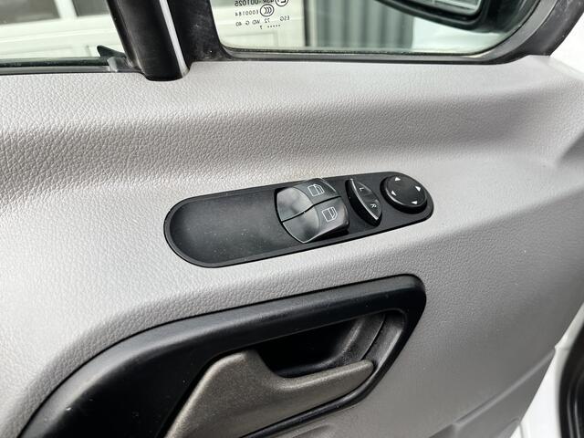 Mercedes-Benz SPRINTER 514 CDI 2.2 366 3 zijden Kipper Airco Trekhaak 3500 kg Navigatiesysteem 1e eigenaar ex Overheid 3-Persoons Kipper Kieper Openlaadbak Pick-up P-up Gereedschapskist Euro 6