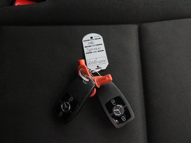 Mercedes-Benz SPRINTER 515CDI 9G-Tronic Automaat Bakwagen+Laadklep | Dakspoiler | Airco | Cruise | 3-Persoons